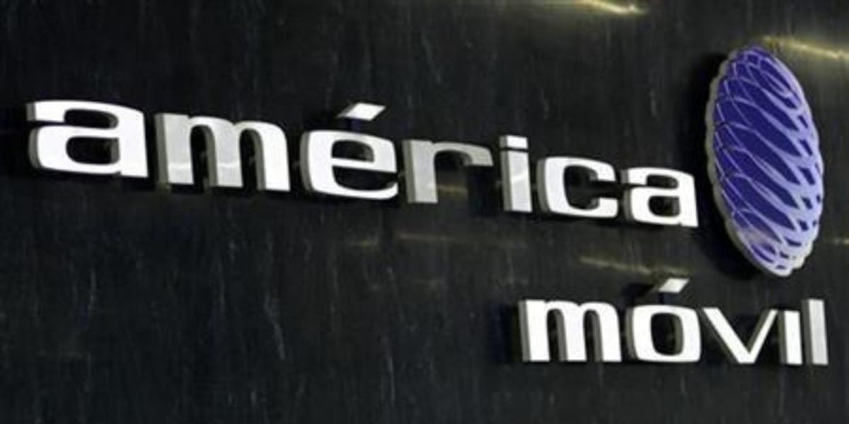 América Móvil abriu os cofres e comprou a Nextel por quase 5 bilhões de reais (Reprodução: Internet) América Móvil abriu os cofres e comprou a Nextel por quase 5 bilhões de reais (Reprodução: Internet)