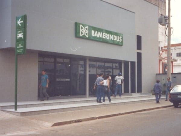 http://tvfoco.uai.com.br/wp-content/uploads/2015/05/Daniela-Mercury.jpg