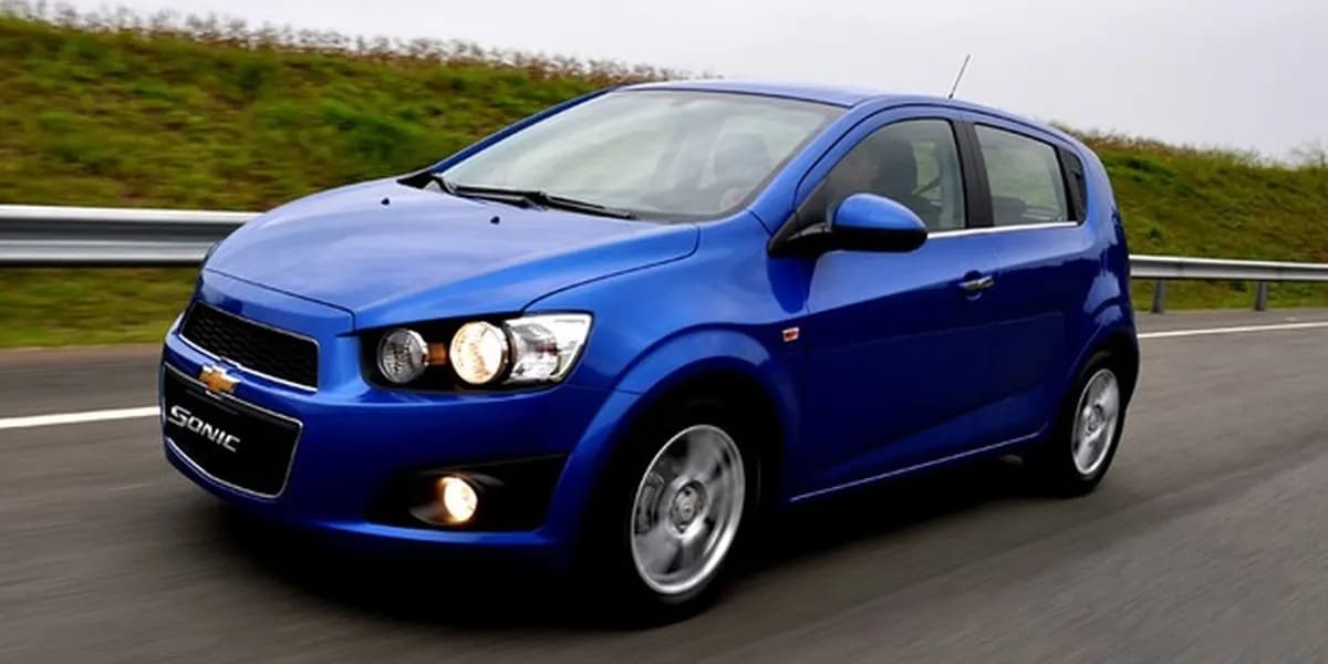 Chevrolet Sonic teve vida curta no país (Foto: Reprodução/Autoesporte)