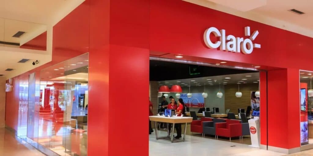 Quase R$5 bilhões: Claro estourou os cofres, comprou empresa de celulares concorrente e você não fazia ideia