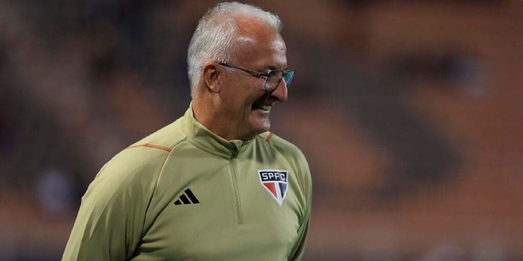Notícia chega igual explosivo e  São Paulo recebe proposta de ‘dois dígitos’ por titular na calada da noite