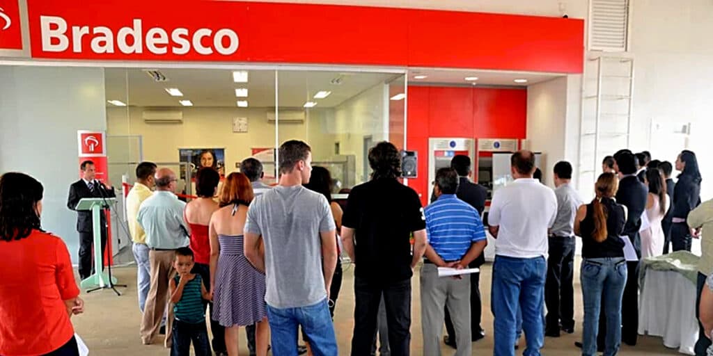 Agora: Bancários vão pra cima do Bradesco com esse alerta e você, correntista, precisa saber a verdade