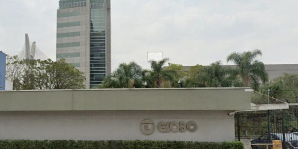 Grande nome da Globo, estrela máxima, acaba de pedir demissão do canal e substituto oficial é anunciado