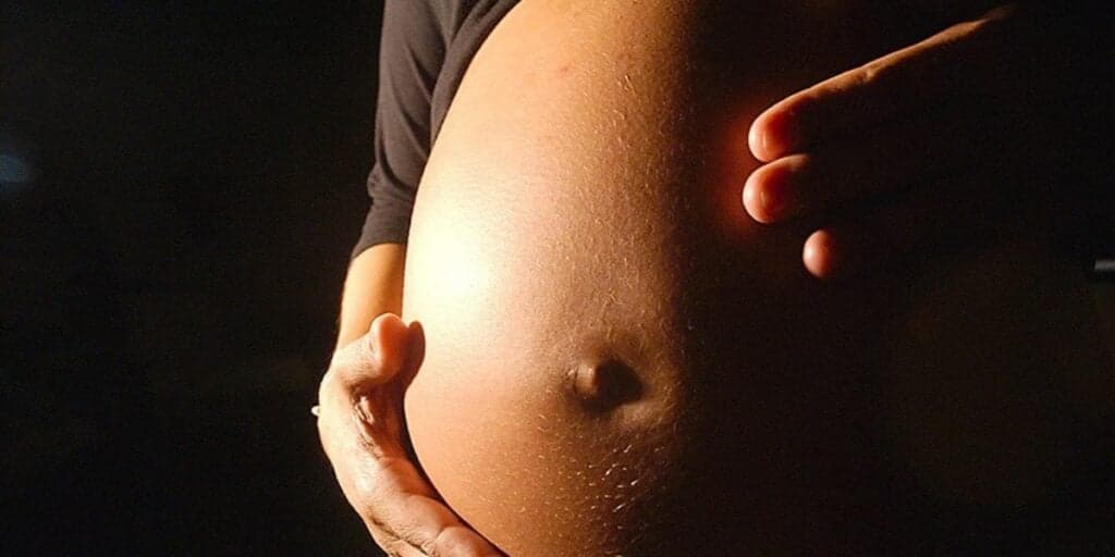 Nova lei é confirmada, afeta milhares de mães e você precisa saber o que tem por direito AGORA
