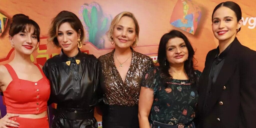 Grande atriz da Globo tem demissão confirmada após 25 anos de emissora e faz comunicado: "Agora é momento"