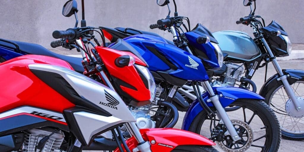 Cabe no bolso e tem até Honda na lista: 5 motos 0km por menos de R$10 mil para você comprar agora mesmo