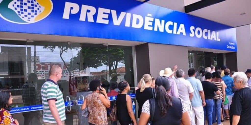 Péssima notícia sobre o INSS é confirmada e tem deixado muitos aposentados e pensionistas furiosos