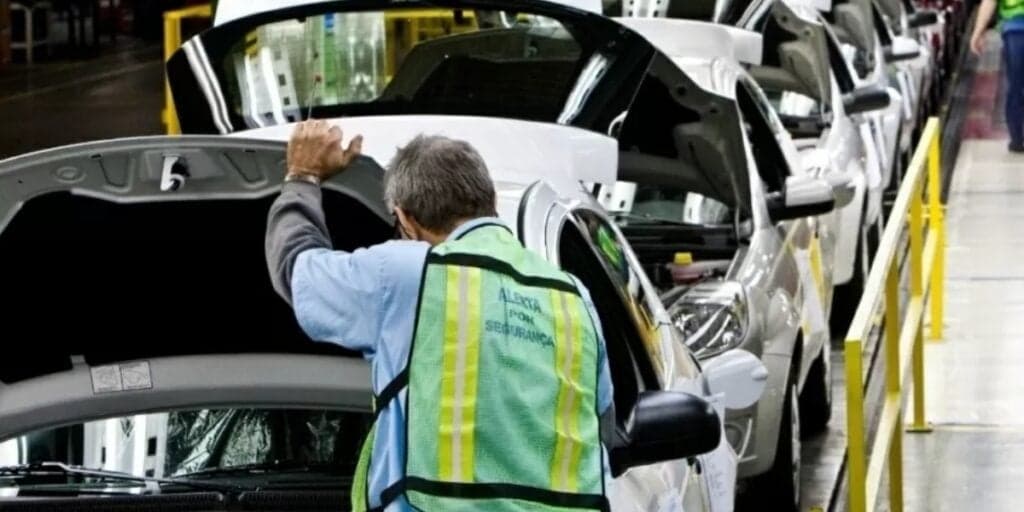 Sem condições de continuar e fim de produção: O triste dia em que montadora gigante sucumbiu e deu adeus