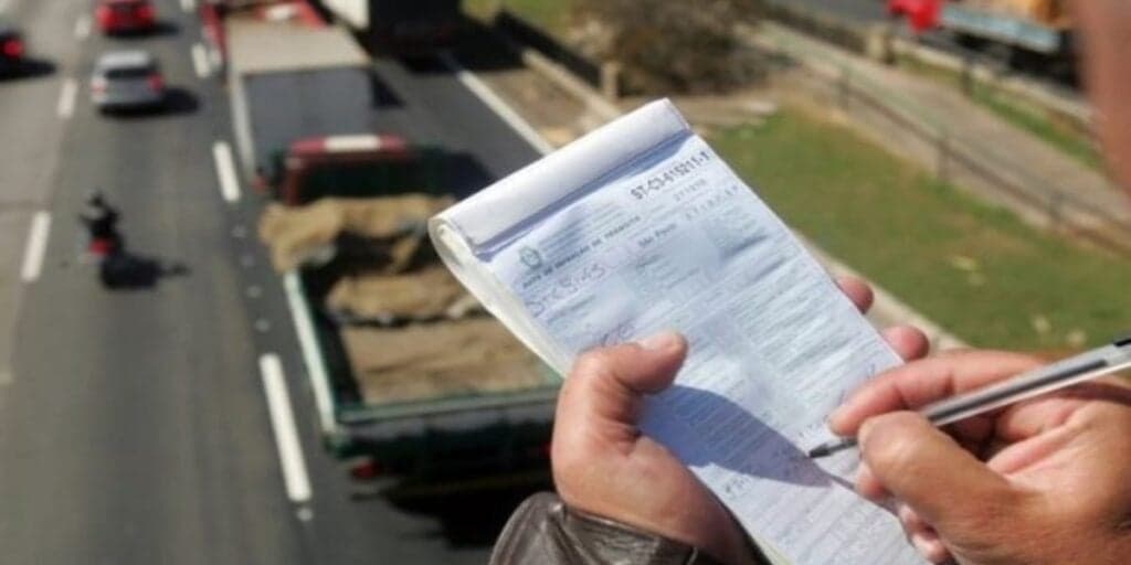 Nova lei de placas chega como uma bomba e quem descumprir tomará multa e pode ir para cadeia