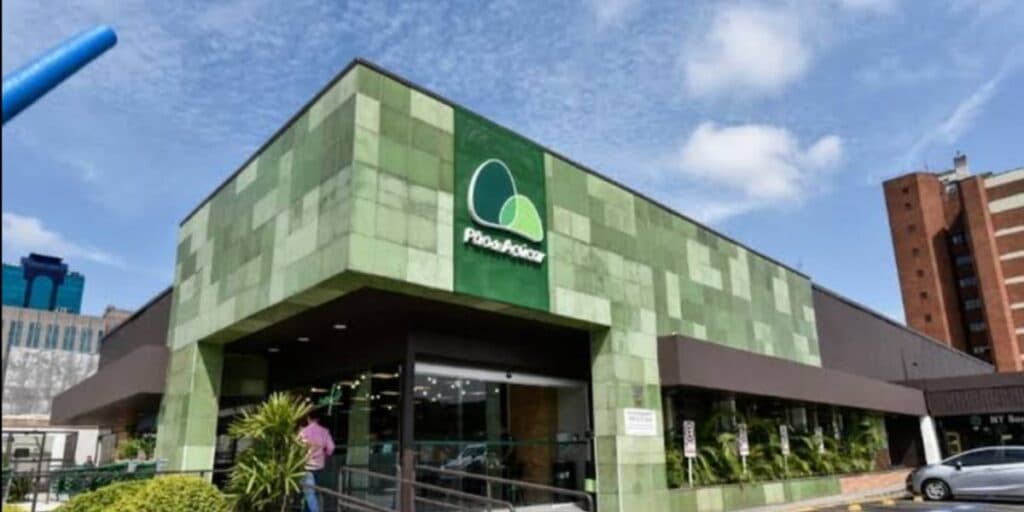 Encerramento de atividades: O fechamento de unidade do Pão de Açúcar e comunicado oficial da rede