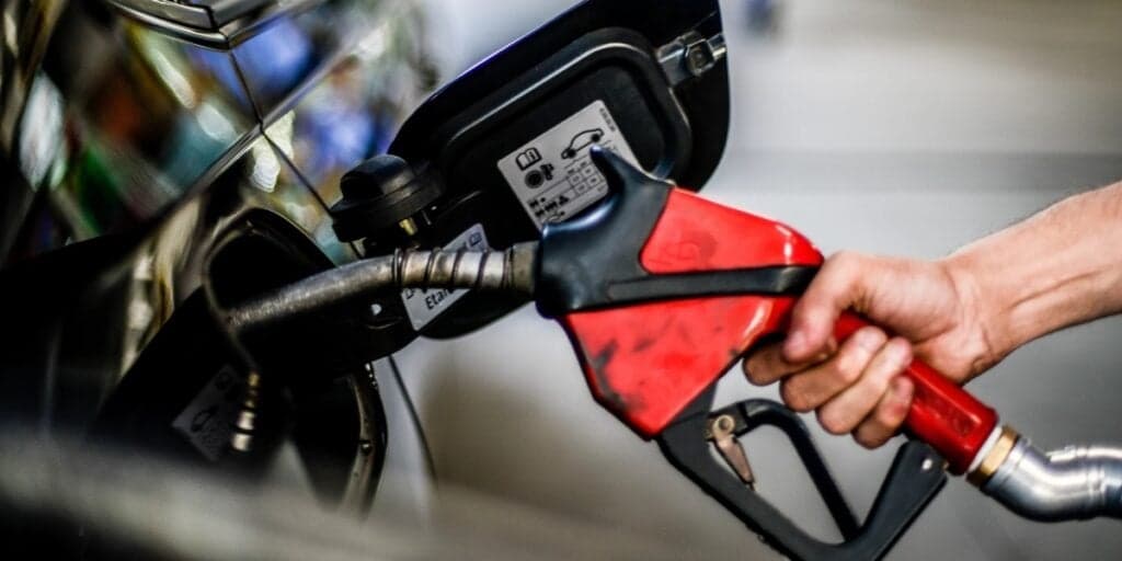 Alerta máximo: Você precisa fazer esses 5 passos para ter certeza que não está sendo roubado no posto