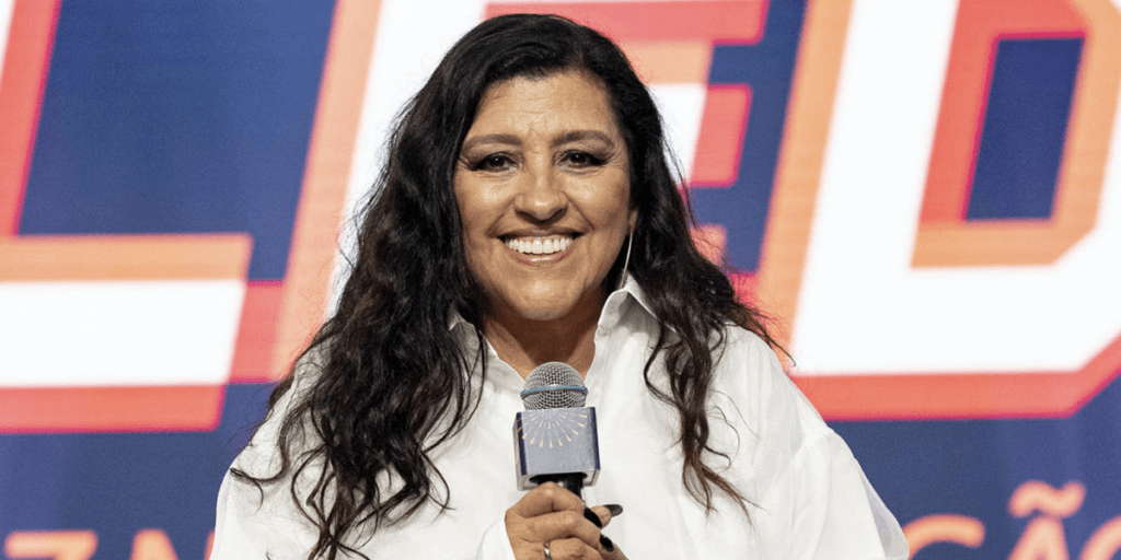 Após domingo ser dominado por Ivete, Regina Casé faz apelo e pede volta do Esquenta: “Estou tentando”