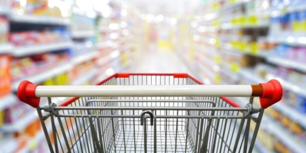 Do auge à falência: Supermercados que fecharam suas portas no Brasil e consumidores não entendem até hoje