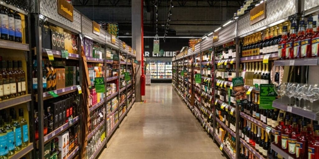 R$330 milhões: Rede gigante de supermercados acaba de bater o martelo para venda de lojas por fortuna