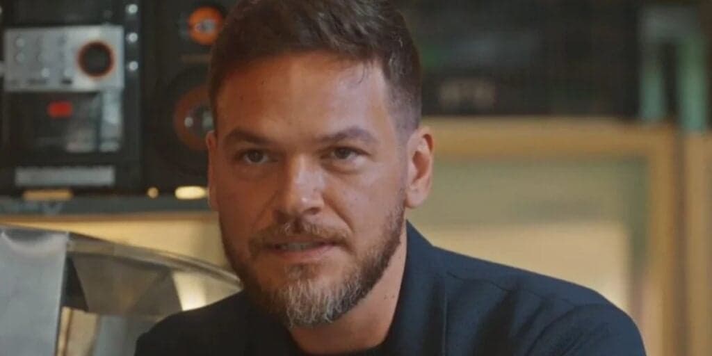 Plano sórdido, vingança e abandono: Theo vê tudo desmoronar e acaba com vida desgraçada em Vai na Fé