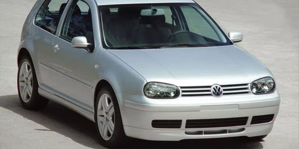 Volkswagen Golf (Reprodução: Internet) Volkswagen Golf (Reprodução: Internet)