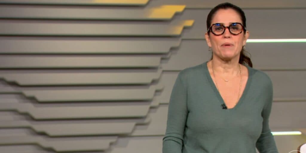 Luto: Substituta de Ana Paula Araújo tem que adiar fim de jornal e confirma morte de famoso na Globo