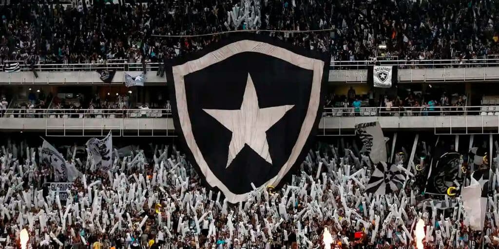 Martelo batido por Textor, adeus confirmado: Botafogo perde duas estrelas de uma só vez e nação chora