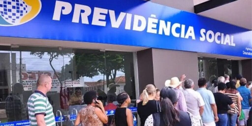 Grande VITÓRIA do INSS é confirmada a estes segurados para TERÇA (25) e aposentados têm que saber