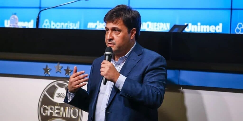 Grêmio avança em negociações e está prestes a anunciar novo centroavante no time de Renato Gaúcho