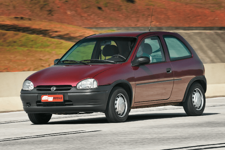 Corsa versão antiga (Foto: Reprodução/ Internet)