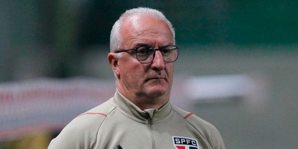 Está fora: Péssima notícia de craque do São Paulo é confirmada e Dorival corre contra o tempo