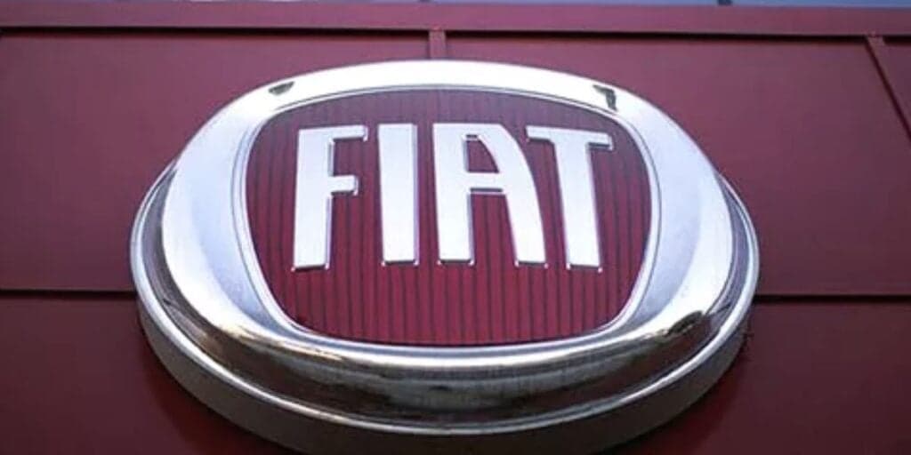 Fim da linha: Concorrente da Fiat vende fábrica, se despede do Brasil e nova fábrica chega com os pés na porta