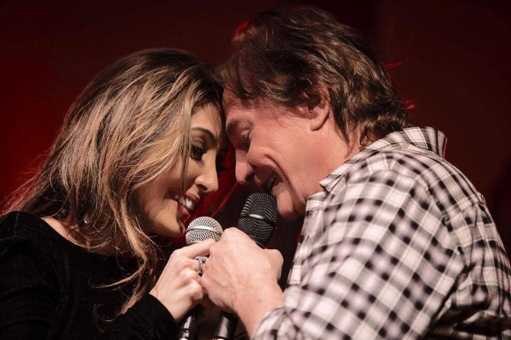 http://tvfoco.uai.com.br/wp-content/uploads/2015/05/Daniela-Mercury.jpg