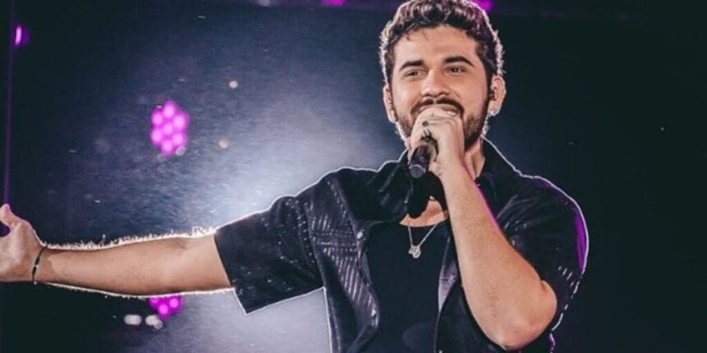 http://tvfoco.uai.com.br/wp-content/uploads/2015/05/Daniela-Mercury.jpg