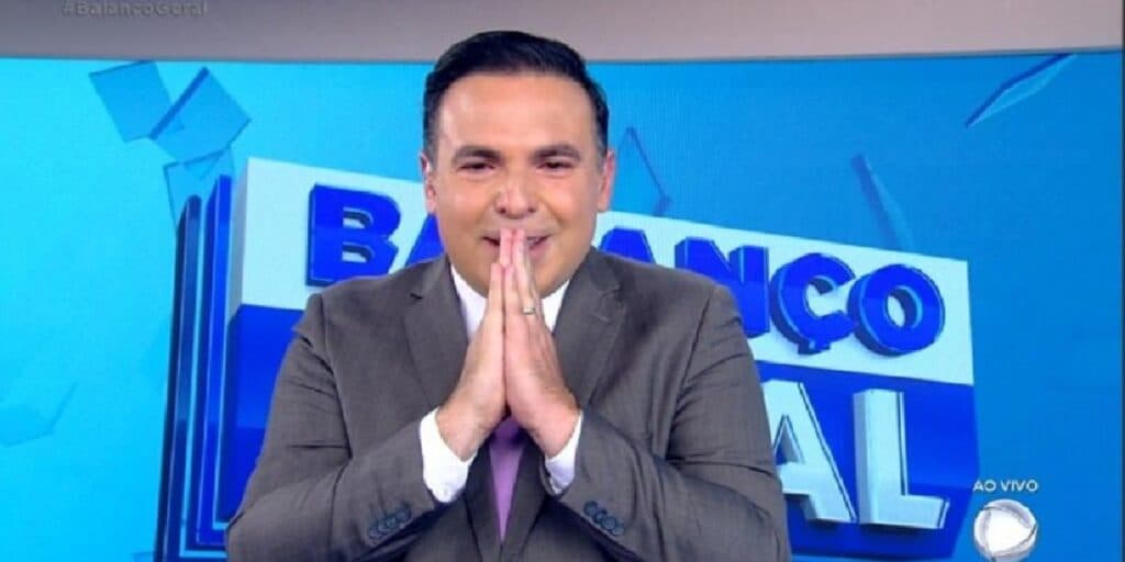 O choro de Reinaldo Gottino ao vivo após não se conter na Record e motivo: "Nunca aceitei"