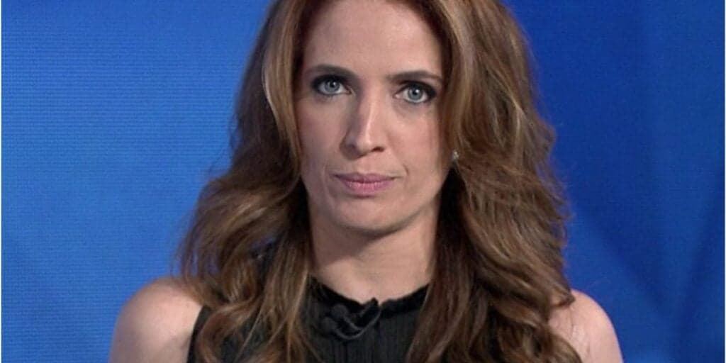"Obrigada por tudo": Poliana Abritta interrompe Fantástico para confirmar morte de cantor amado e devasta