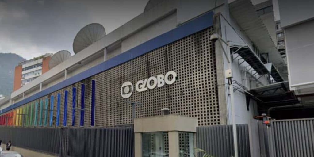 Demissão de grande nome gera grave denúncia da Globo e empresa tem farsa com âncoras desmascarada: "Nunca"