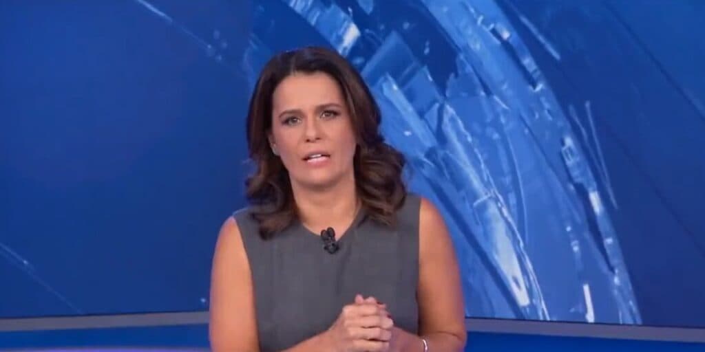 Adriana Araújo se irrita, quebra protocolo ao vivo na Band e detona cantor famoso: “Morte”