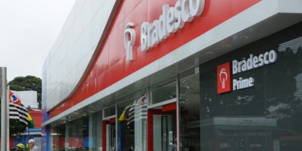 Portas fechadas e revolta: O fim de agência do Bradesco e o comunicado oficial do banco: "Mudanças"