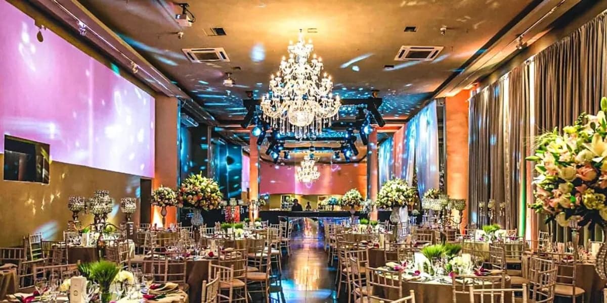 Buffet Colonial era um dos mais escolhidos pelos casais (Reprodução: Internet)
