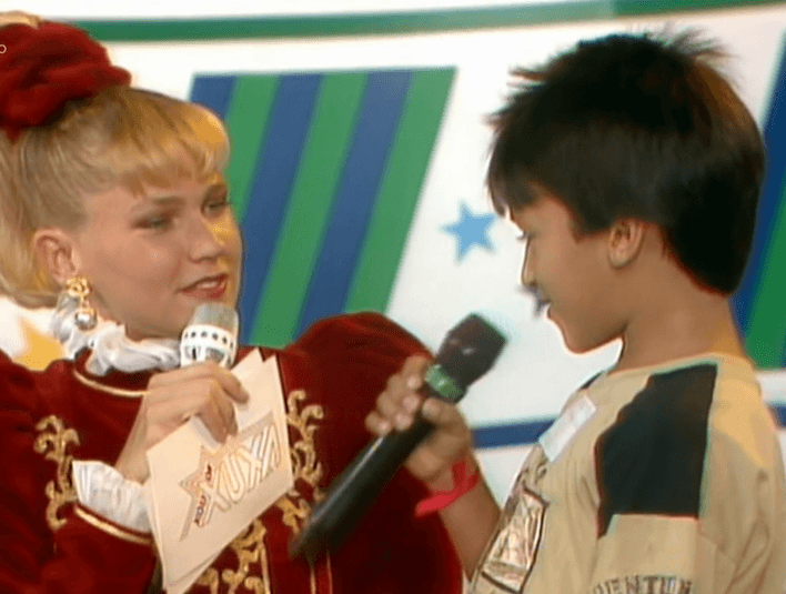 Xuxa Meneghel recebeu menino que fugiu de casa para encontrá-la (Foto: Reprodução/ Internet) Xuxa Meneghel recebeu menino que fugiu de casa para encontrá-la (Foto: Reprodução/ Internet)