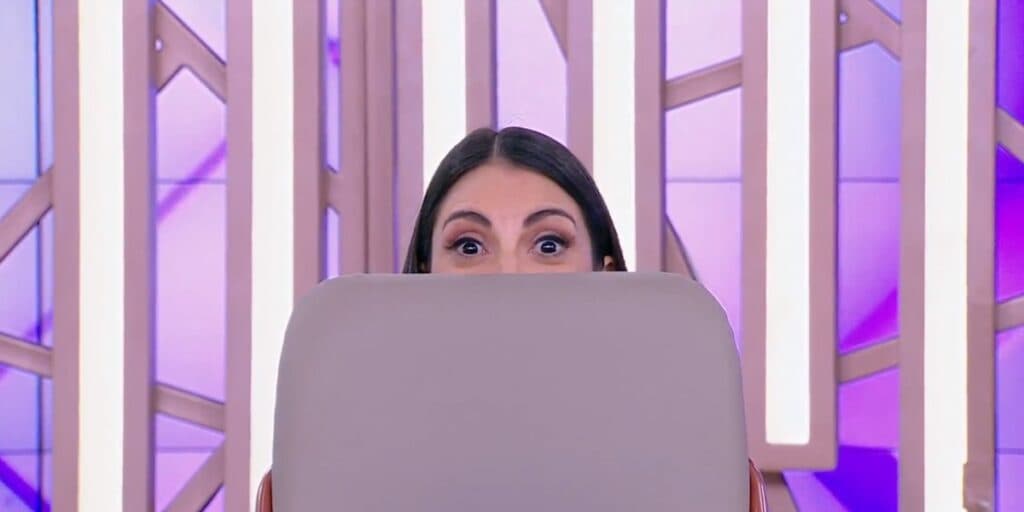 “Um Surubão”: Revelação de Chris Flores deixa elenco do Fofocalizando chocado e situação é exposta ao vivo