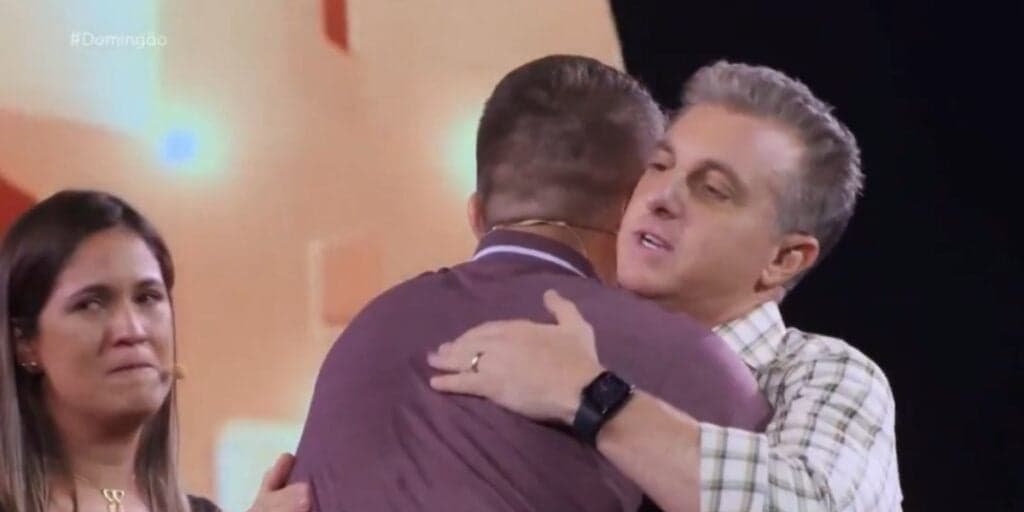 Com Huck segurando o choro e tirando fortuna do bolso, Domingão explode na Globo: Audiências 30/7