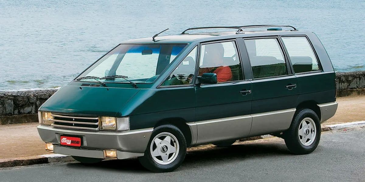 Grancar Futura fabricava minivans, no inicio dos anos 1990 (Reprodução: Internet)