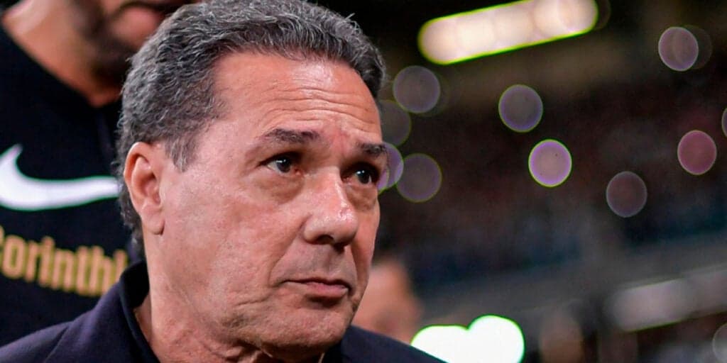 Ele falou isso pra TV e deixou todos sem acreditar: Luxemburgo é corajoso e peita a torcida do Corinthians: "É muito ruim"