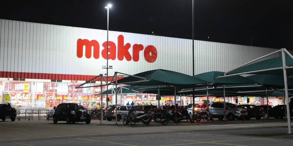A rede de supermercados está vendendo poupo a pouco todas as suas lojas (Reprodução: Internet)