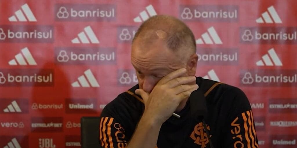 De contratação de Mano Menezes à saída de estrela do Flamengo: Semana do futebol é paralisada com bombas