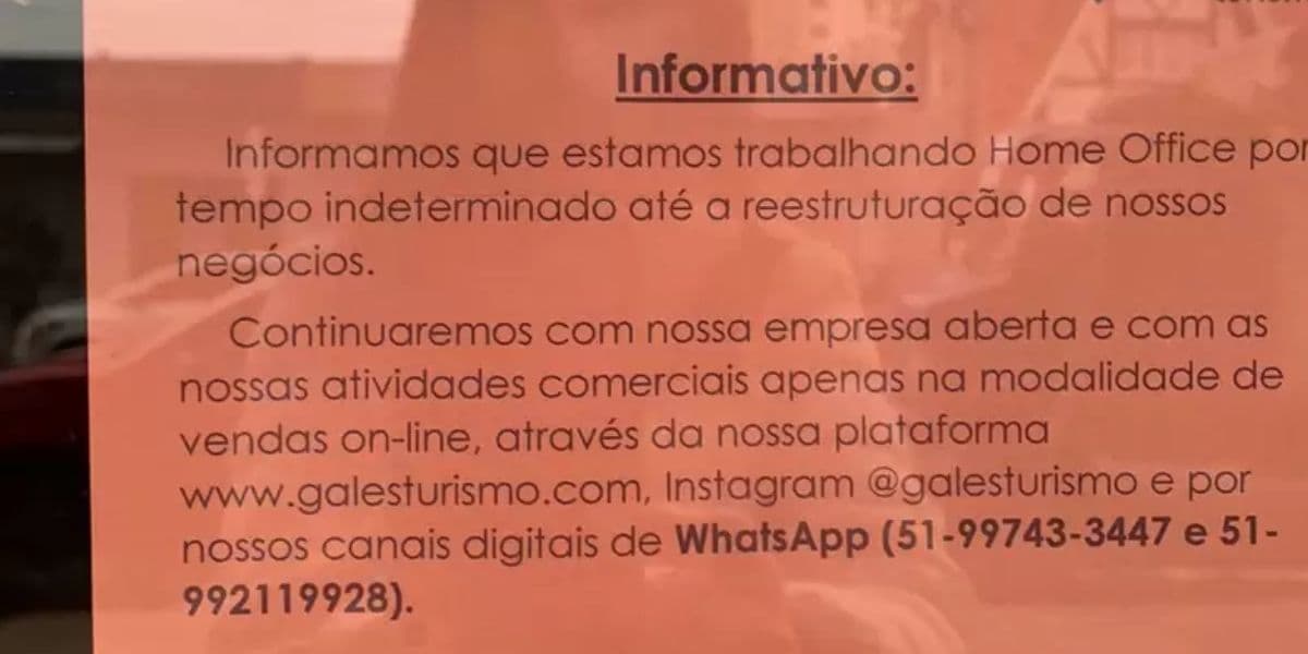 Mensagem deixada pela empresa na porta de sua loja física (Reprodução: Internet)