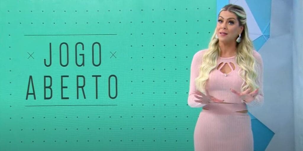 Renata Fan, do Jogo Aberto, surge enfurecida com demissão de famoso e explode: "Qual é a surpresinha?!"