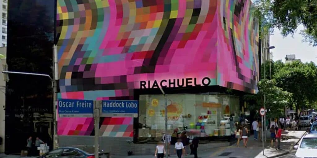 http://tvfoco.uai.com.br/wp-content/uploads/2015/05/Daniela-Mercury.jpg