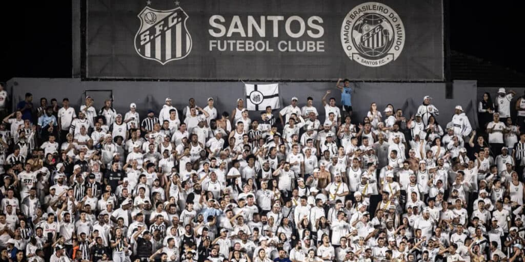 Santos perde contratação que a torcida queria e ver ele fechando com rival de forma inesperada