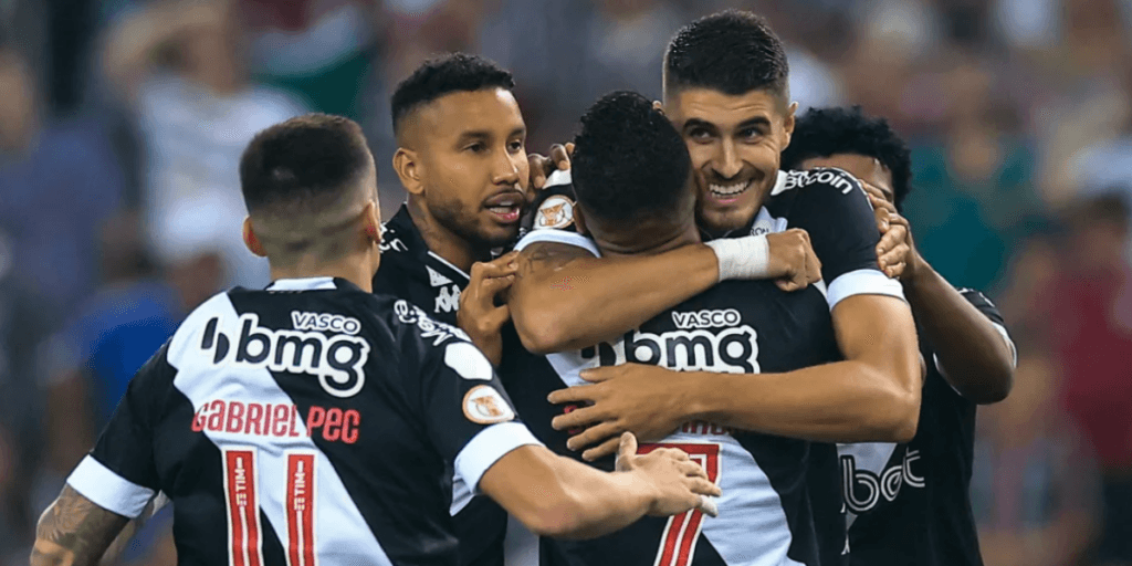 Novo camisa 10? Vasco surpreende e prepara anúncio bomba de meia para quebrar mercado da bola