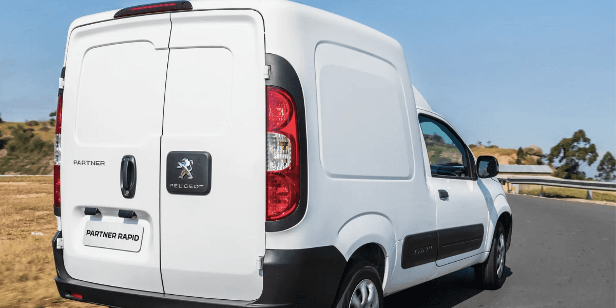 Peugeot Partner Rapid (Reprodução/Internet) Peugeot Partner Rapid (Reprodução/Internet)