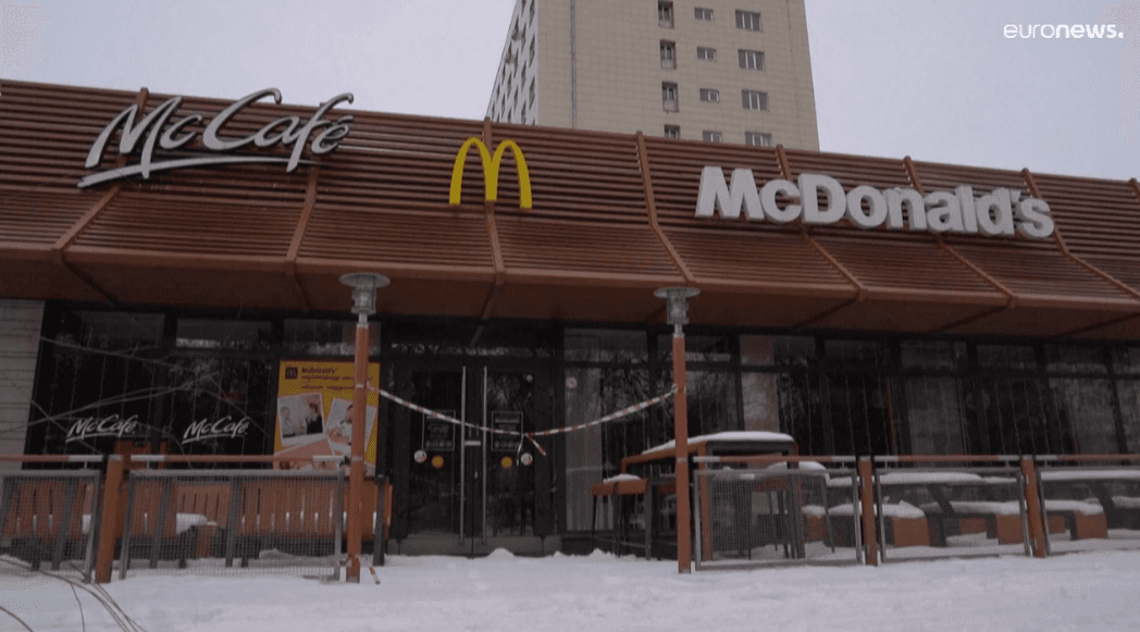 Restaurantes do Mc Donald's foram fechados no país do Cazaquistão (Foto Reprodução/Internet) Restaurantes do Mc Donald's foram fechados no país do Cazaquistão (Foto Reprodução/Internet)