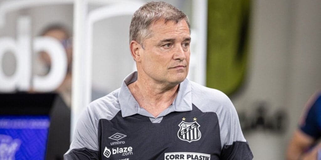 Para Aguirre pular de alegria e sair do limbo: Chegada de estrela ao Santos cai como presente e faz Peixe VIBRAR